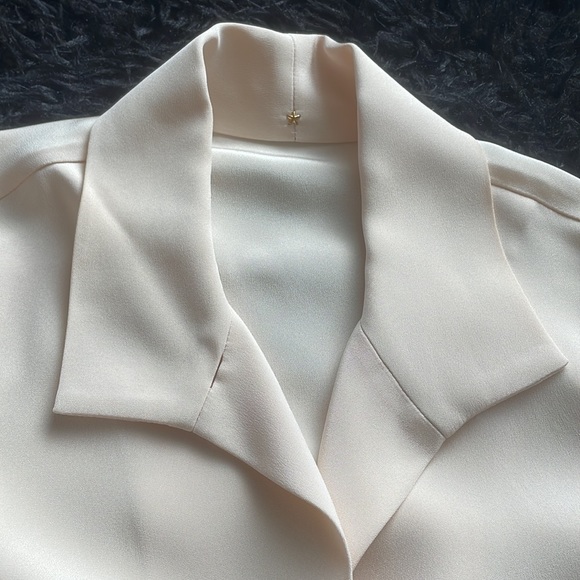 Peter Cohen, off-white silk blouse - Picture 5 of 7